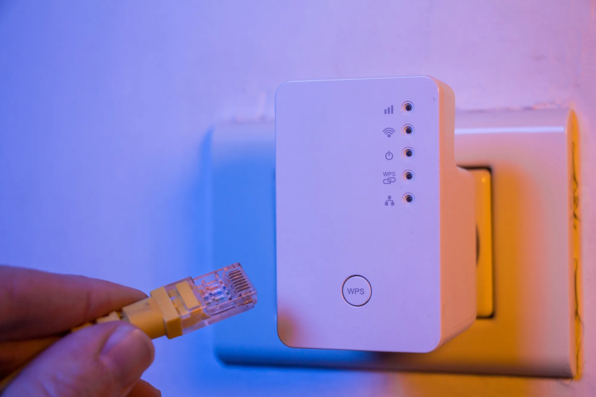 Ethernet cable to wifi extender